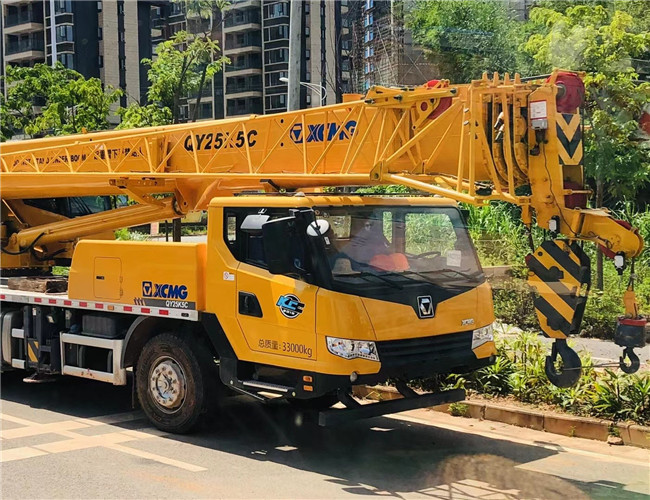 大石桥市大件设备吊装租赁吊车